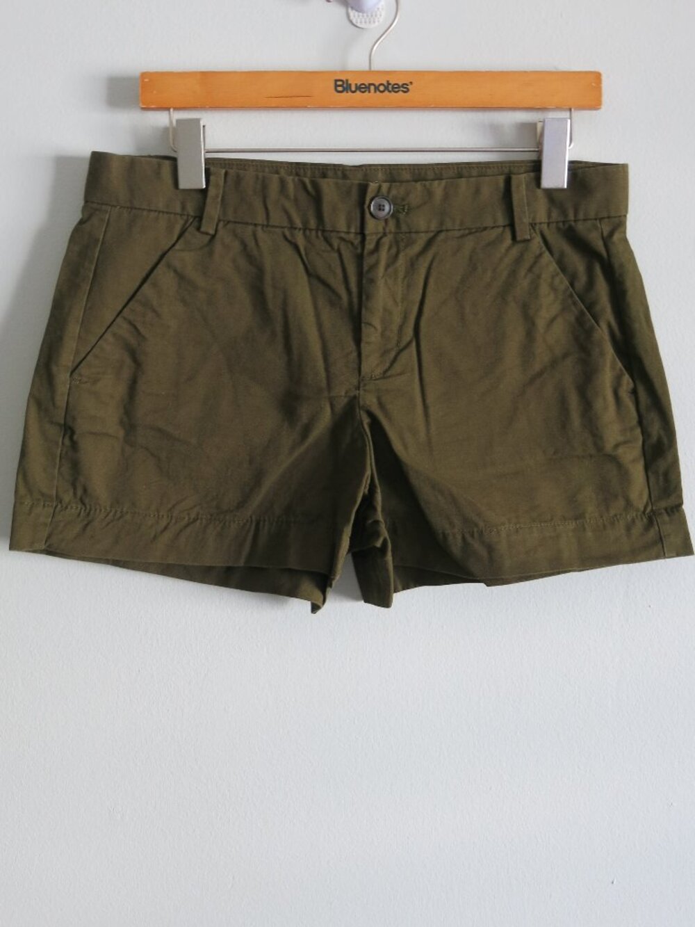 Khakis by GAP 100% Cotton Army Green Sunkissed Shorts - Size 6